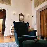 Storico Nel Centro شقة *